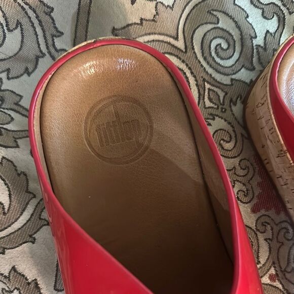 Fitflop Women's Red Cork Sandals Size 6 - Picture 6 of 8